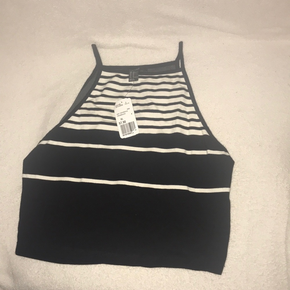 Forever 21 black/white brand new crop top & skirt